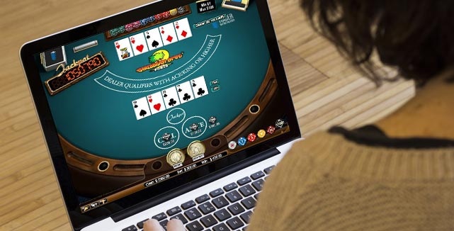 What makes online gambling better than real-world platforms?