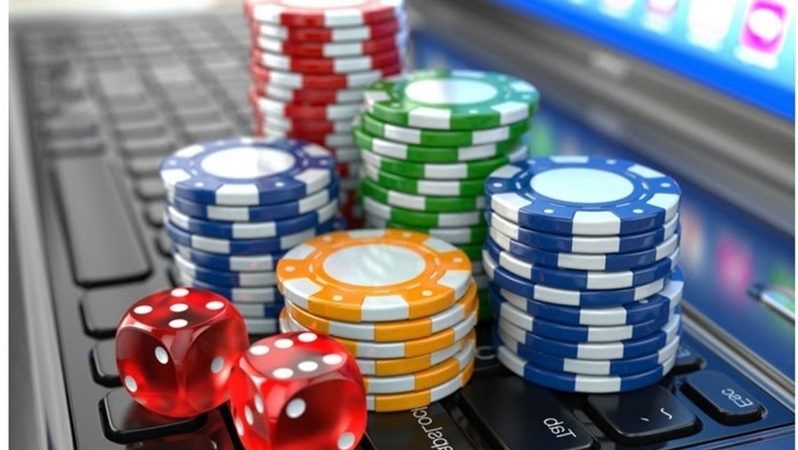 Is it legal to play baccarat online?