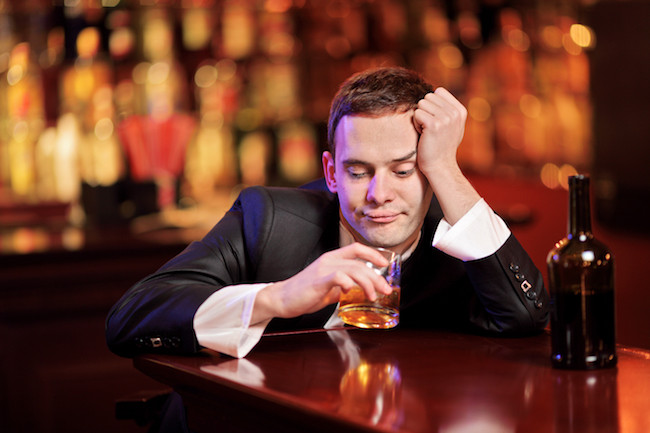 How to Have a Wonderful Experience when you Go to a Bar Alone
