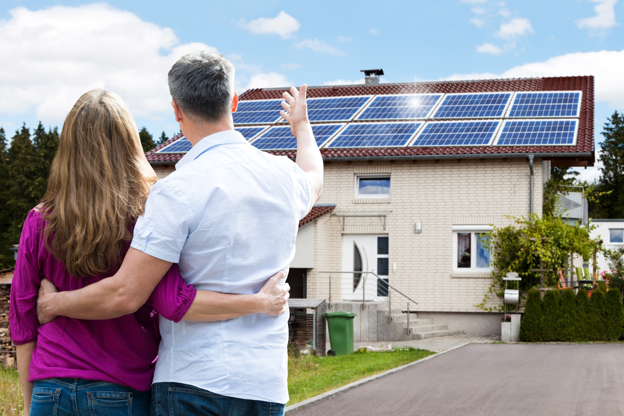 How to Choose the Right House Solar Panel Installer