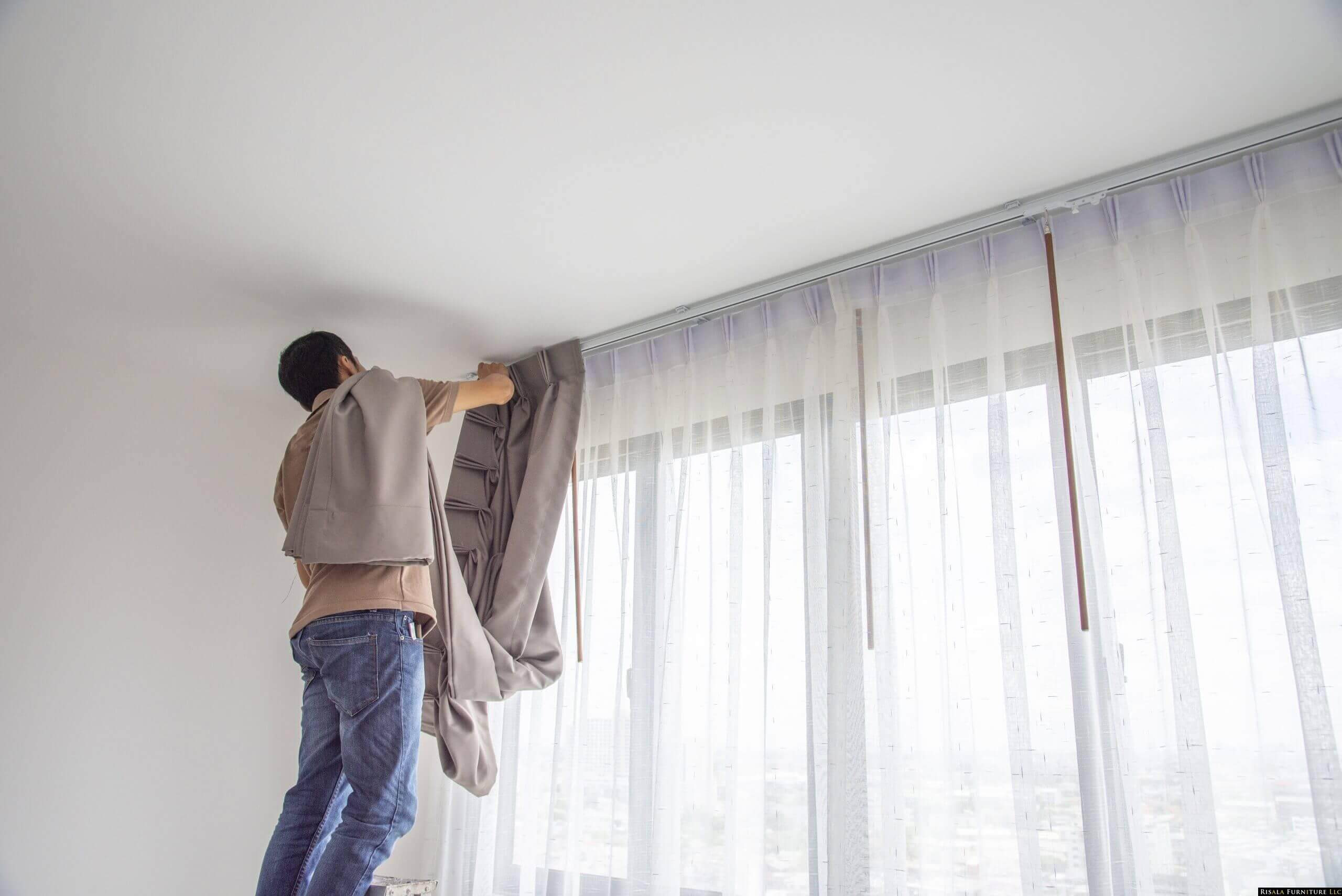 Importance of Curtains Installation through experienced workers