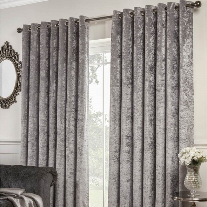 Can velvet curtains work ideally in a small drawing room?