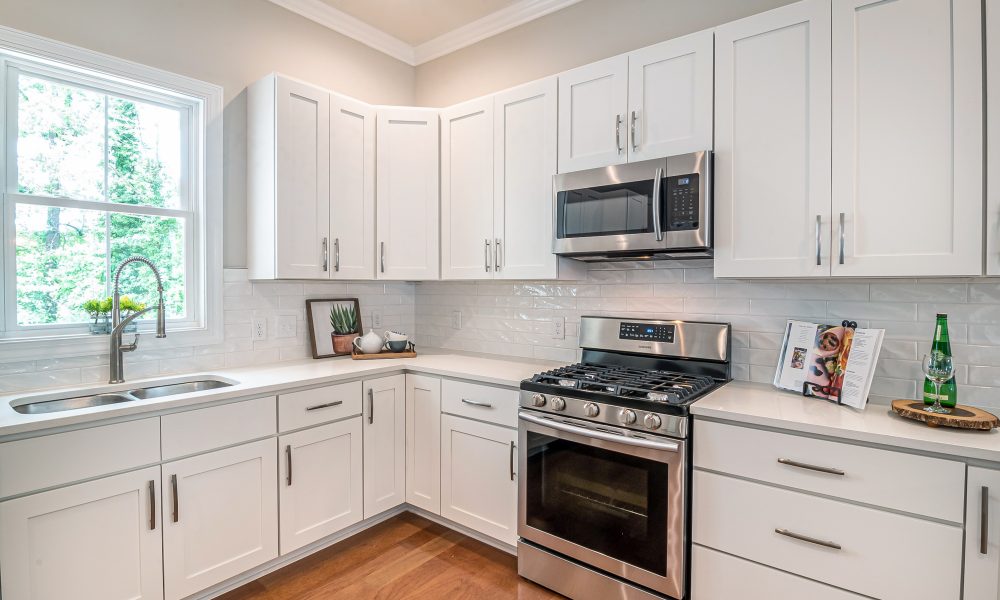 Refined Renewal: How Cabinet Refacing Creates Effortless, Elevated Change